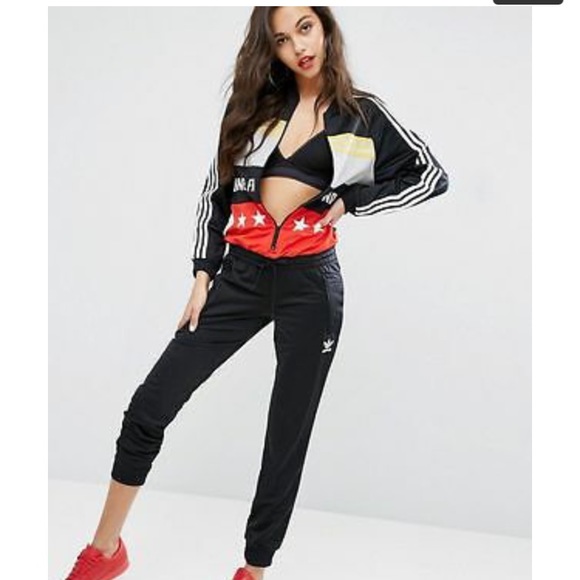 ADIDAS OG Rita Ora Banned From Normal ONE PIECE - Picture 5 of 7